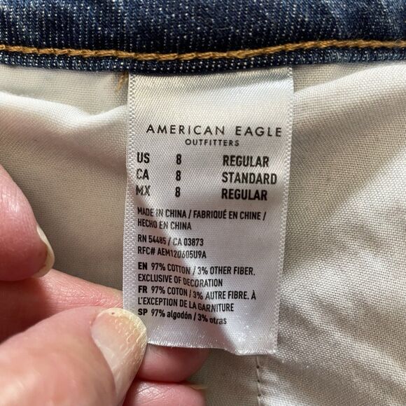 American Eagle Jeans Size 8 Blue Medium Wash Denim RELAXED MOM Soft Lightweight - Picture 10 of 12